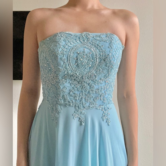 STRAPLESS BEADED LIGHT SKY BLUE PROM DRESS - Picture 1 of 7